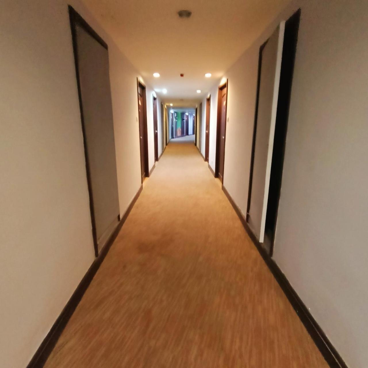 Mayflower Grande Hotel Phitsanulok Exterior photo